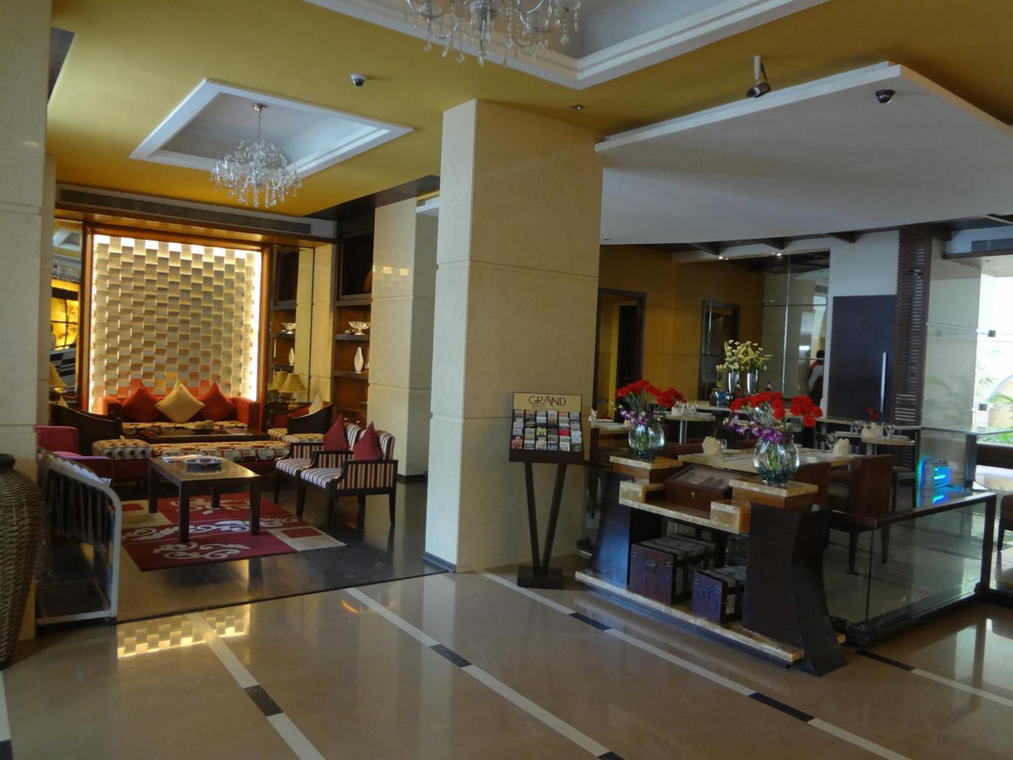 מומביי Grand Residency Hotel & Serviced Apartments מראה חיצוני תמונה