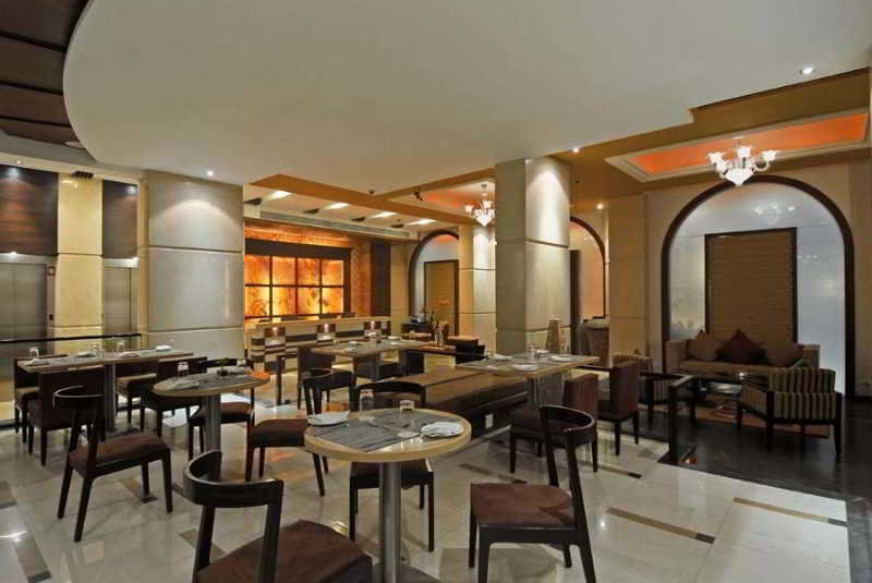 מומביי Grand Residency Hotel & Serviced Apartments מראה חיצוני תמונה